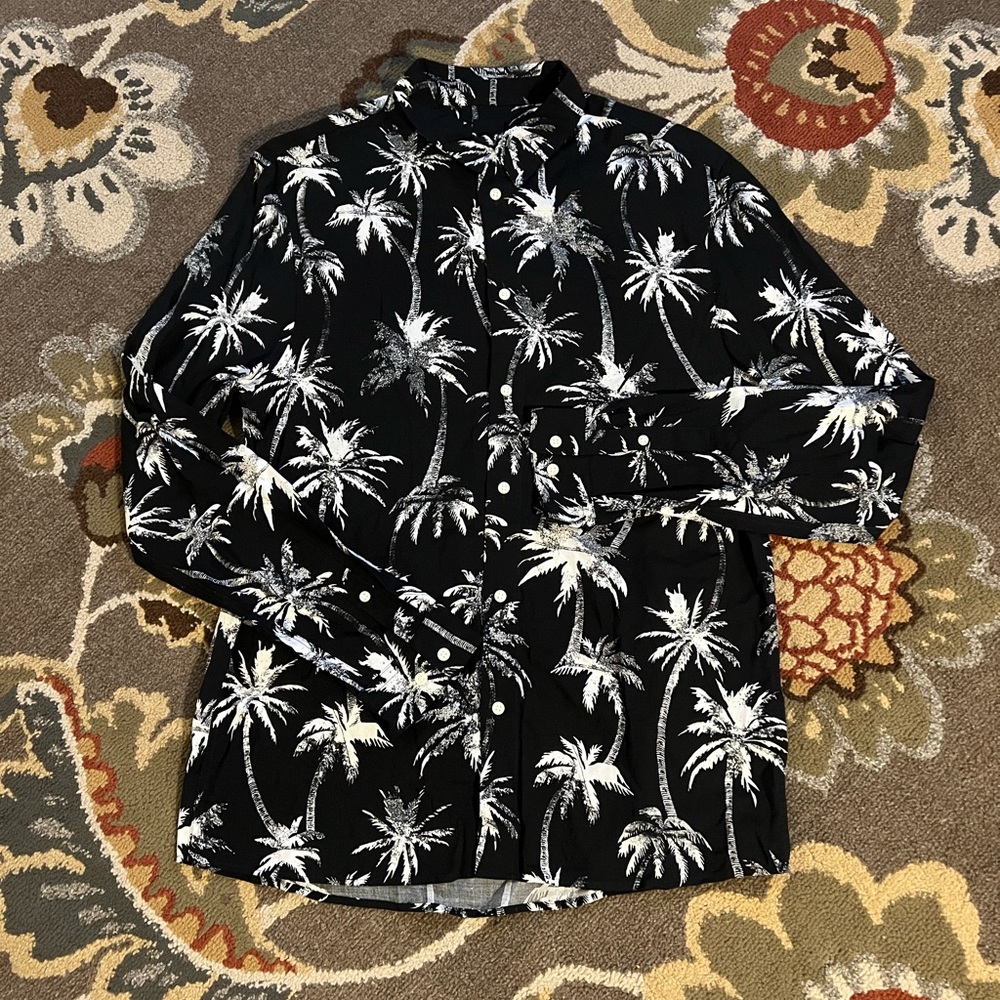H&M button Up